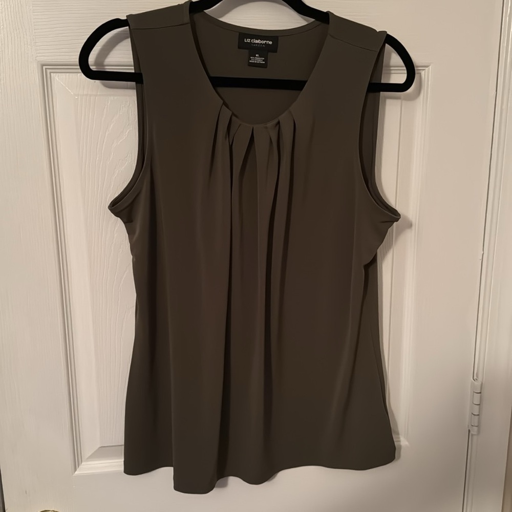 Liz Claiborne Tank Top Size XL Color Olive Green